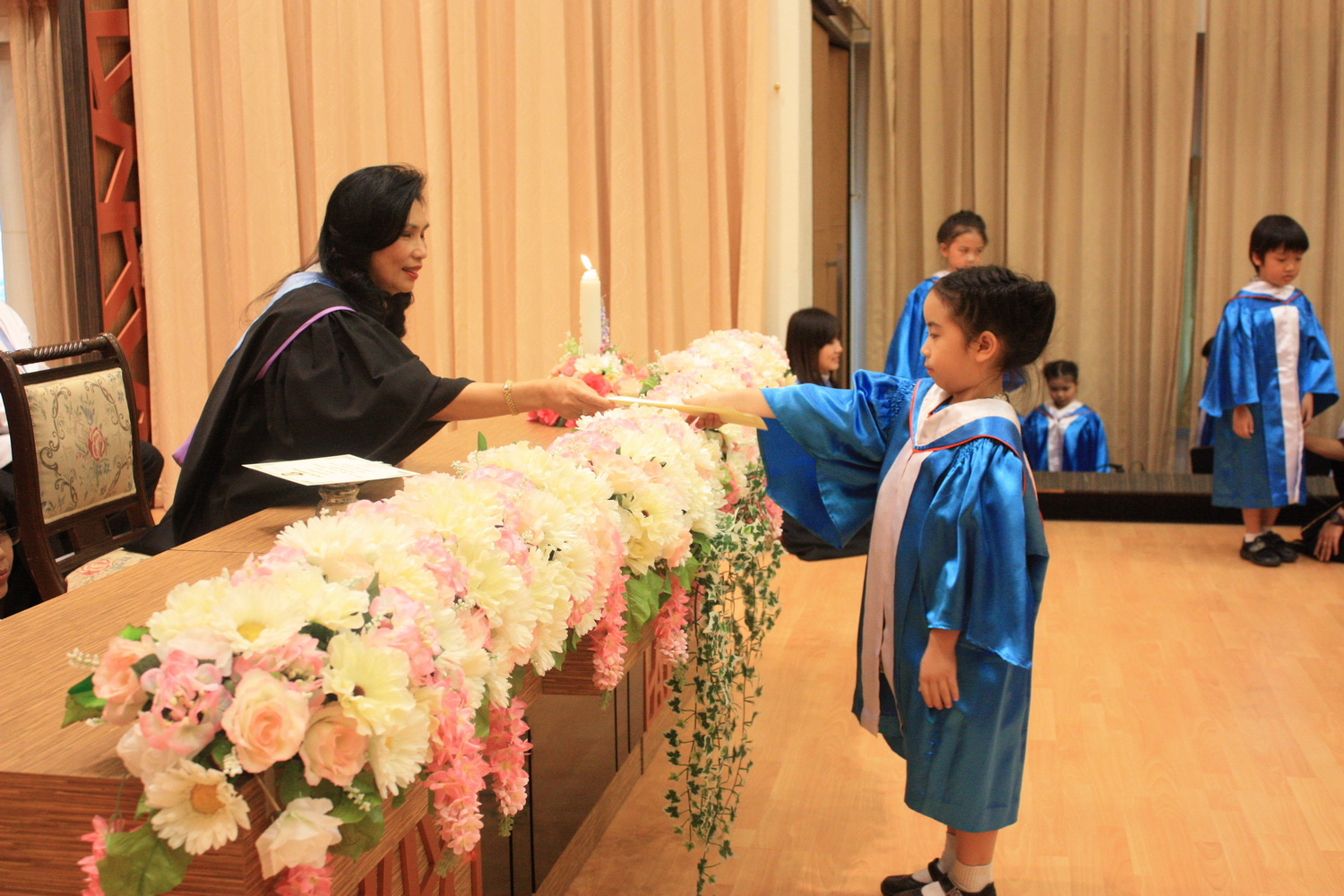 2015-02-28_kindergarten3_Graduation_054